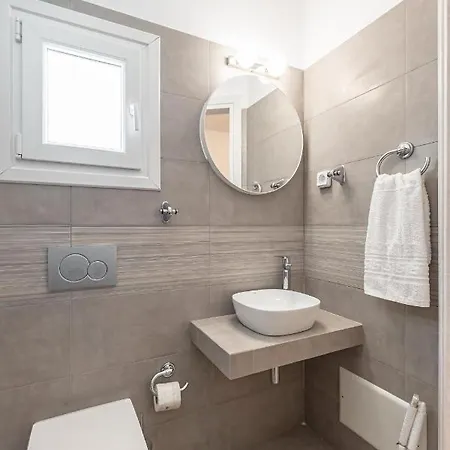 Elma Kastraki With Pool