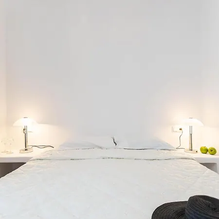 Elma Kastraki With Pool *