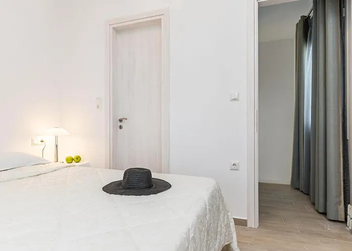 Elma Kastraki With Pool Kastrákion