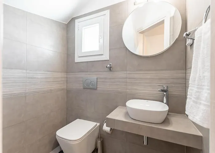 Elma Kastraki With Pool